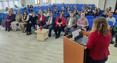 “Yaşlılık ve Toplumsal Hayat” Konferansı Düzenlendi