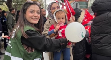 Yeşilay Ardahan Şubesi Cumhuriyet Coşkusunu Gençlerle Paylaştı