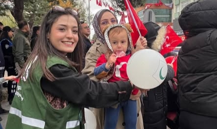 Yeşilay Ardahan Şubesi Cumhuriyet Coşkusunu Gençlerle Paylaştı