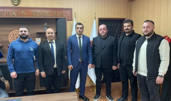 YEŞİLAY ARDAHAN ŞUBESİNDEN CUMHURİYET BAŞSAVCISINA ZİYARET