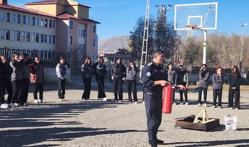15 Temmuz Şehitler Anadolu Lisesi’nde Gerçekçi Yangın Tatbikatı