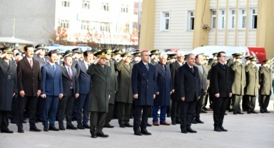 Ardahan’da 10 Kasım Atatürk’ü Anma Programı Düzenlendi