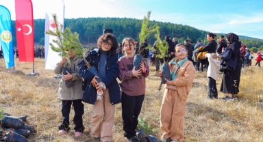 Ardahan'da 11 Kasım Milli Ağaçlandırma Günü Coşkusu