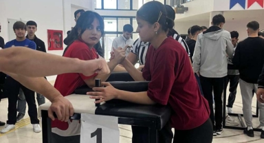 Ardahan Üniversitesi'nde Bilek Güreşi Heyecanı