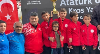 Ardahanlı Sporcular 10 Kasım Koşusunda Spot Işıklar Altında!