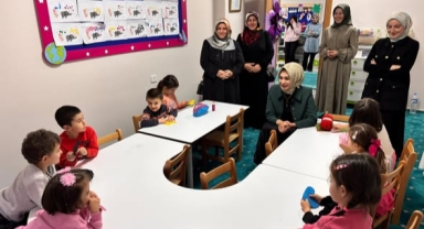 Berna Çiçek, Kız Kur’an Kursu’nu Ziyaret Etti