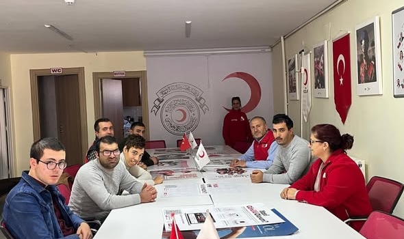 Kızılay Haftası’nda Engelsiz Bireylerden Anlamlı Ziyaret