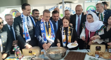 Vali Hayrettin Çiçek, Ankara’da Düzenlenen Ardahan Tanıtım Günleri’ne Katıldı