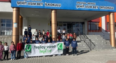 Yeşilay Ardahan Şubesi’nden Dünya Çocuklar Günü Etkinliği