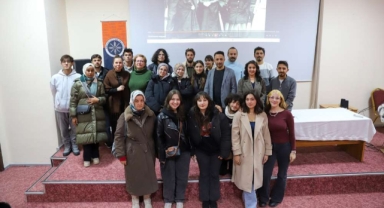 Ardahan’da Lev Tolstoy Belgeseli Büyük İlgi Gördü