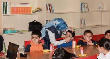 Üniversiteli Gençlerden Köy Okuluna Gönül Köprüsü