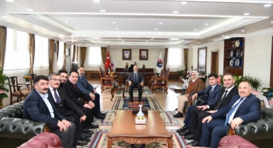 AK Parti Heyetinden Vali Çiçekli’ye 