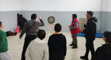 Çıldır’da Kış Neşesi Köy Okullarına Taşındı