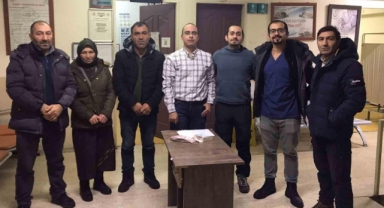 Damal’da İnsanlık Ölmemiş Dedirten Olay: İlaç Kutusundan Çıkan Emanet Sahibine Ulaştırıldı