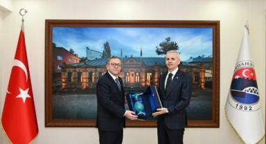 Kars Valisi Ziya Polat'tan Ardahan Valisi Mehmet Fatih Çiçekli'ye 'Hayırlı Olsun' Ziyareti