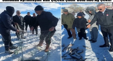 Sahadan Ayrılmayan Vali Çiçekli Çıldır Gölü'nde Ağ Çekti!