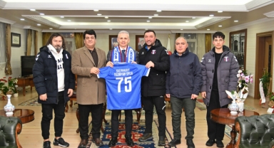 Vali Çiçekli'den Spora ve Sporcuya Tam Destek