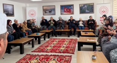 6 Şubat Deprem Şehitleri Dualarla Yad Edildi