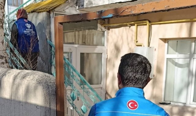 Ardahan İl Müftülüğü ve TDV’den İhtiyaç Sahibi Ailelere Gıda Yardımı