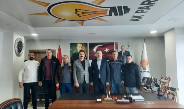 Asim Özer'den AK Partiye iade-i Ziyaret