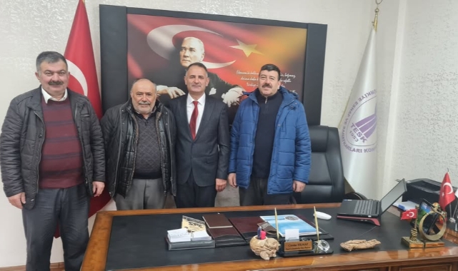 Başkan Mahmut Avşar'dan Esnaf Odası'na Ziyaret