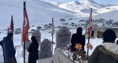 Damallı Deprem Şehitleri Dualarla Yad Edildi