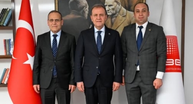 İl Başkanı Dündar, Posof’un Taleplerini Vahap Seçer’e İletti