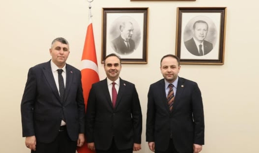 Milletvekili Kaan Koç’tan Bakan Kacır’a Ziyaret