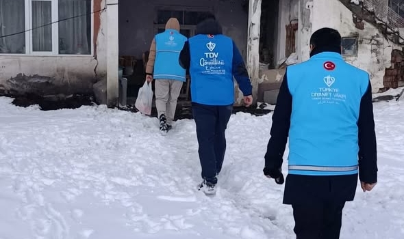 TDV Ardahan’dan İhtiyaç Sahibi Ailelere Kış Yardımı
