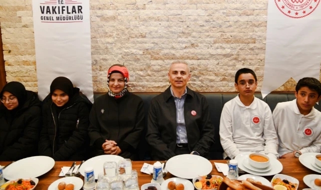 Vali Çiçekli, Hafızlık Öğrencileriyle İftar Sofrasında Buluştu