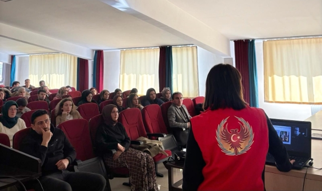 Yeni Atanan Öğretmenlere Bilgilendirme Eğitimi Verildi