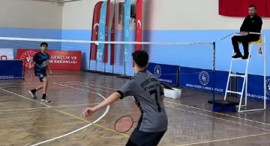 Ardahan’da Yıldızlar Badminton Grup Müsabakaları Tamamlandı