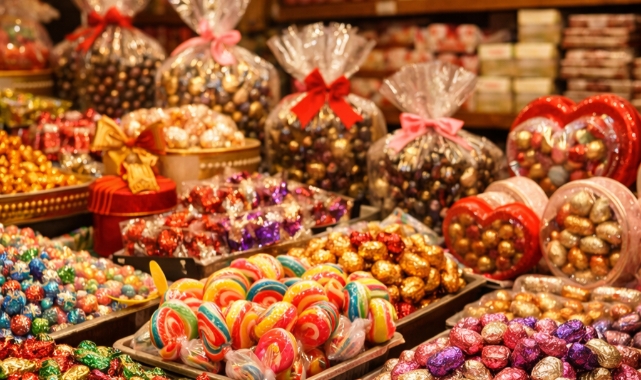 Bayram Şekerleri Tezgâhlarda Yerini Aldı