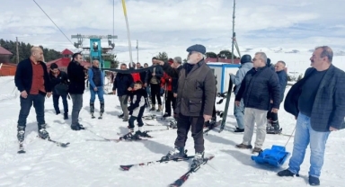 Vali ve Meclis Üyeleri Pistte Buluştu!