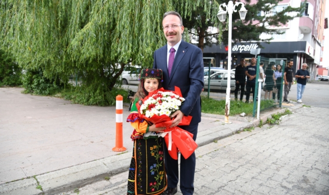 Vali Ömer Hilmi Yamlı görevine başladı